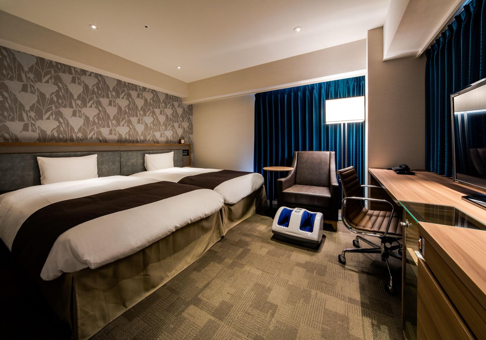 Daiwa Roynet Hotel Tokushima Ekimae Bagian luar foto