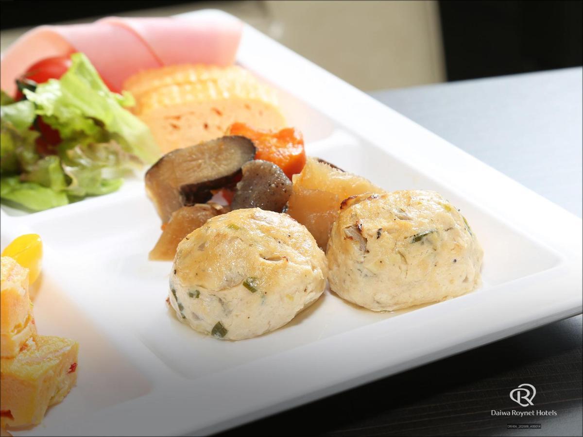 Daiwa Roynet Hotel Tokushima Ekimae Bagian luar foto