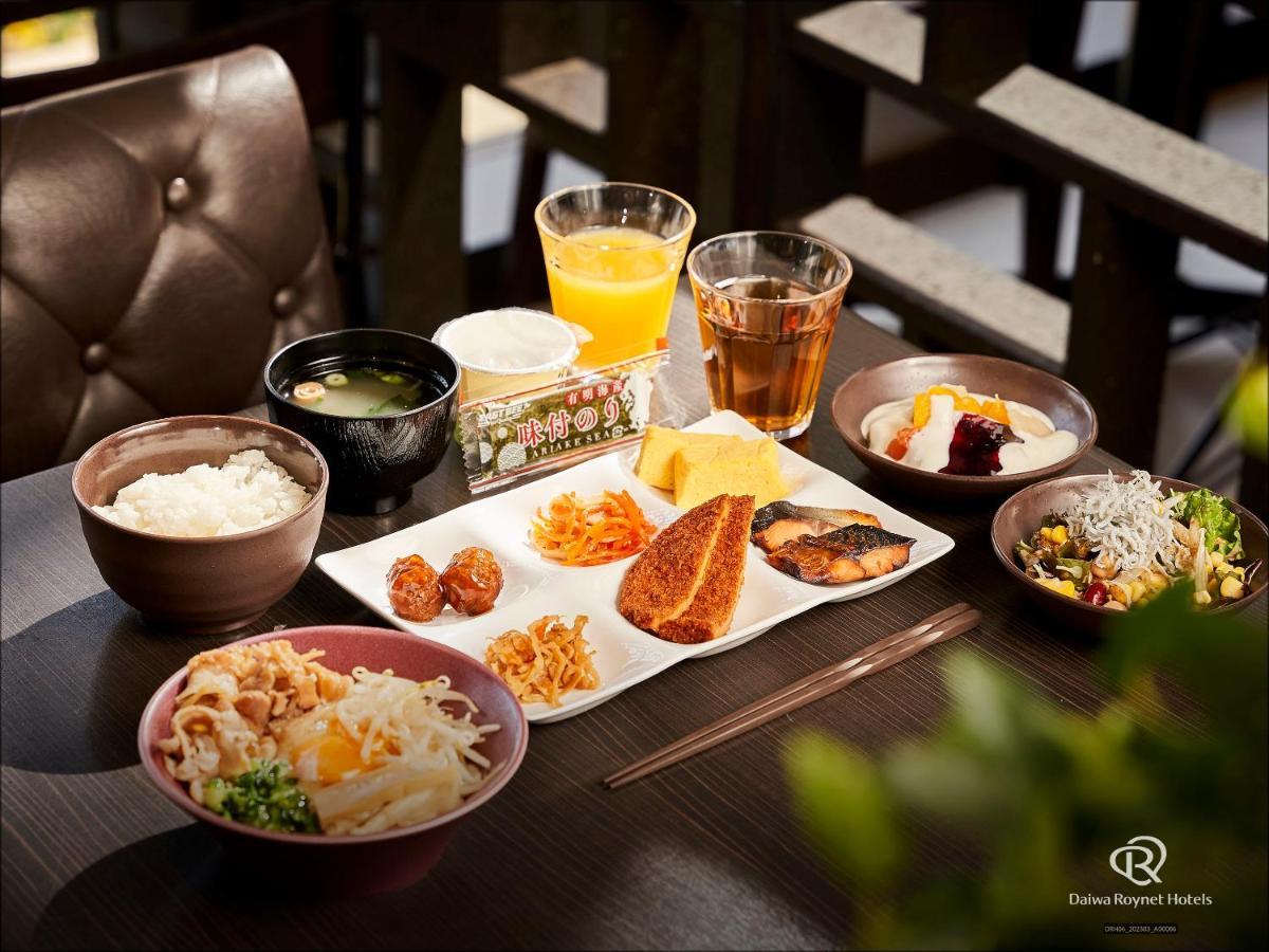 Daiwa Roynet Hotel Tokushima Ekimae Bagian luar foto