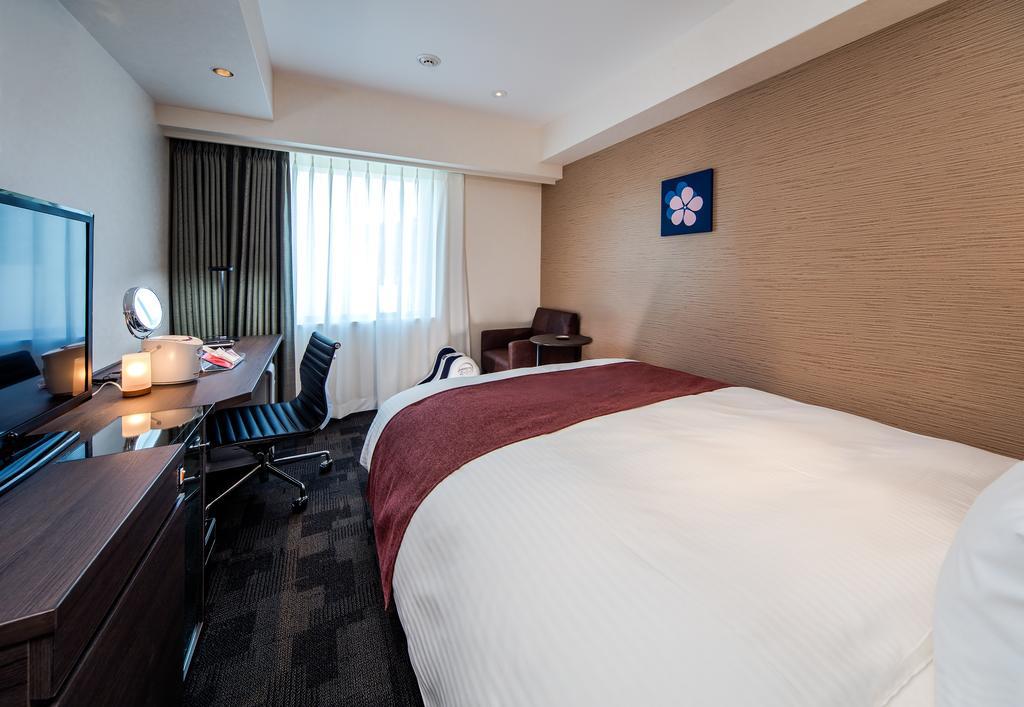 Daiwa Roynet Hotel Tokushima Ekimae Bagian luar foto