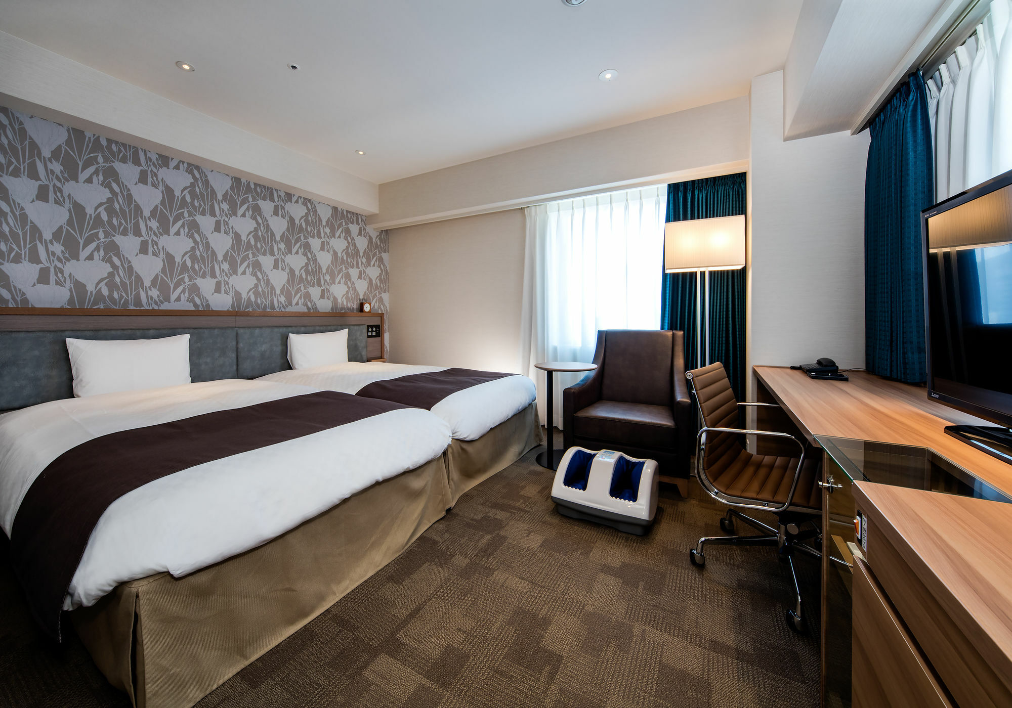 Daiwa Roynet Hotel Tokushima Ekimae Bagian luar foto
